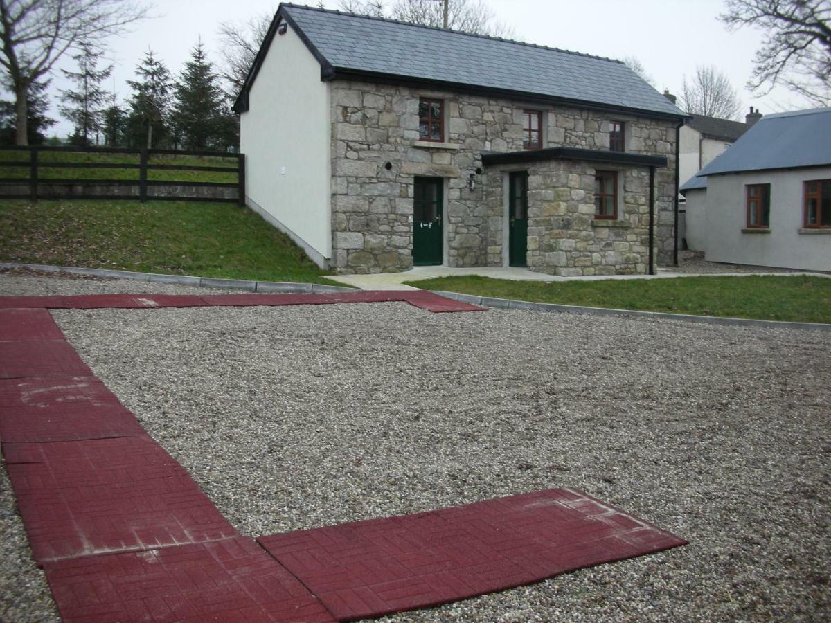 Green Adventure Ecohostel Clonmore Екстер'єр фото