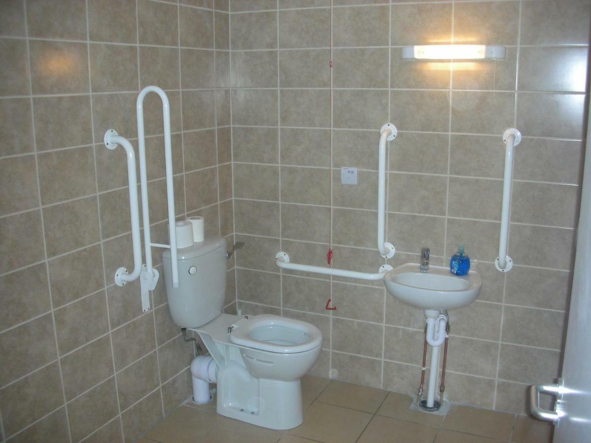 Green Adventure Ecohostel Clonmore Екстер'єр фото